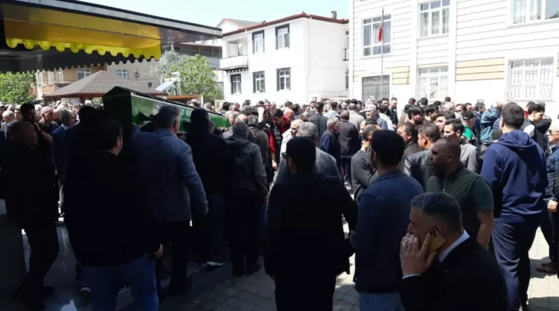 Küçük Zümra Topuz'un Cenaze Töreni Yapıldı
