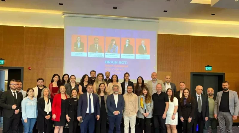 2024’ün Kelimesi 'Brain Rot' Konferansı Yapıldı
