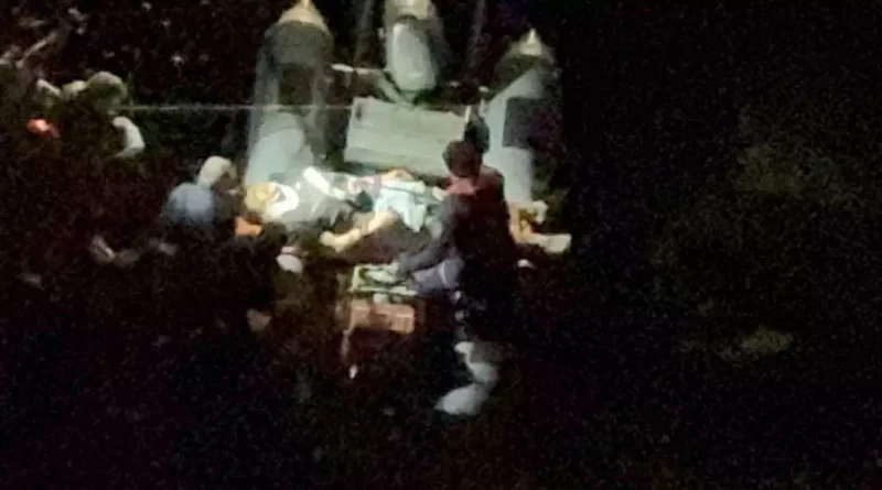 Darıca'da Denize Düşen Genç Kurtarıldı