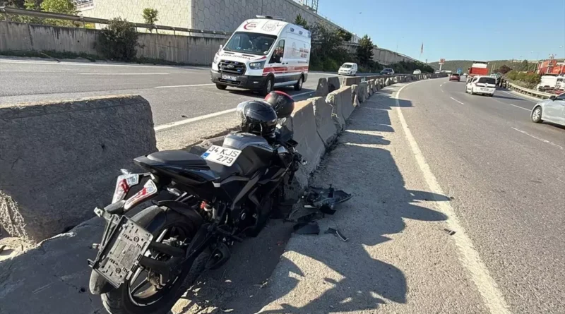 Kocaeli'de Motosiklet Kazası: İki Yaralı