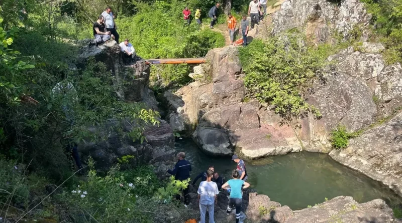Kocaeli'nde 16 Yaşındaki Çocuk Boğuldu