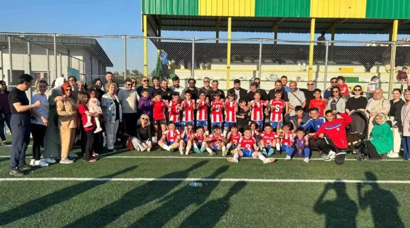 Darıca Kalespor U11 Takımı Şampiyon Oldu