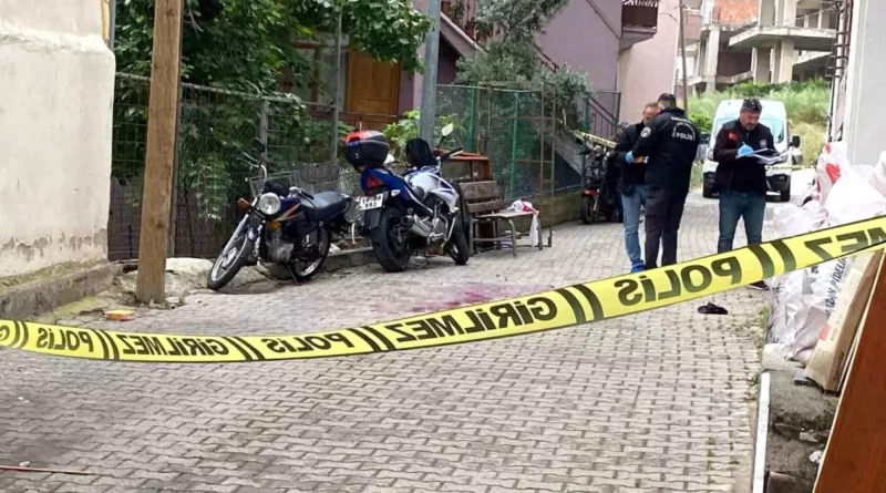 Kocaeli'de Yer Sorunu Yüzünden Abi Kardeş Tartıştı: Bir Yaralı