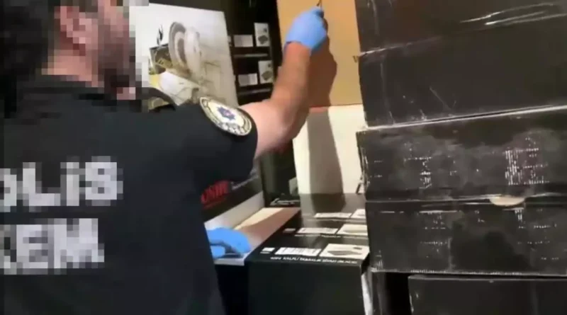 Kocaeli'de 35 Bin Paket Kaçak Sigara Bulundu