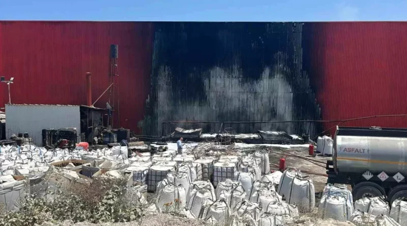 Kocaeli Asfalt Fabrikası'nda Yangın
