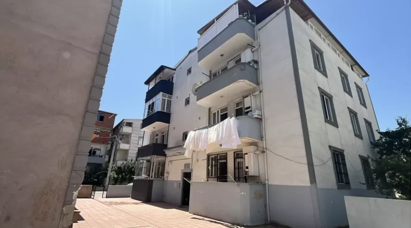 Balkondan Düşen 1,5 Yaşındaki Bebek Yaralandı