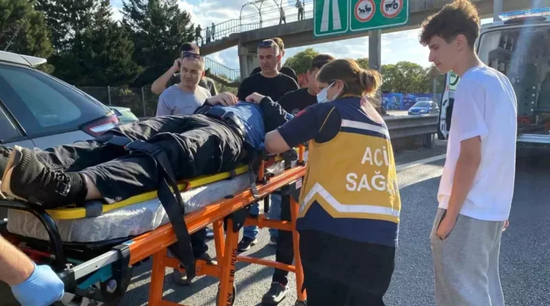 Kocaeli D-100 Karayolu'nda kaza: Yaralı sürücü
