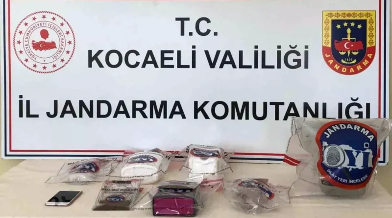 Kocaeli'de Uyuşturucu Operasyonu: 2 Gözaltı