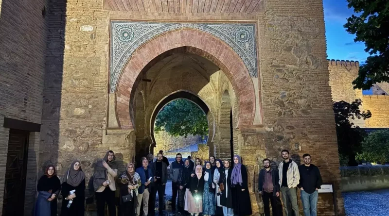 Kocaeli Üniversitesi Öğrencileri Endülüs'te