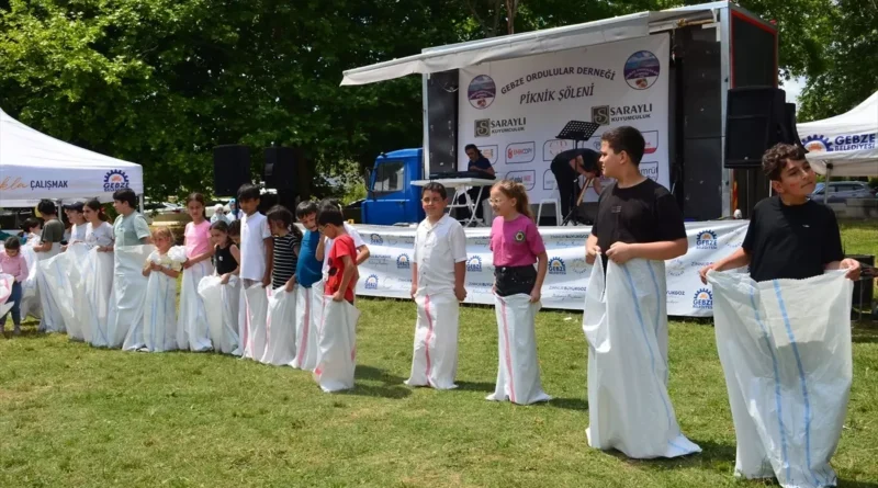 Gebze'de Geleneksel Piknikte Keşkek Servisi