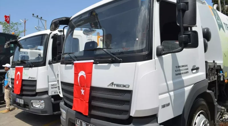 Darıca Belediyesi Filosunu Yeni Araçlarla Genişletti