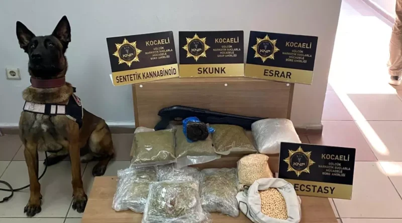 Karamürsel'de 9.900 Ecstasy Hap Yakalandı