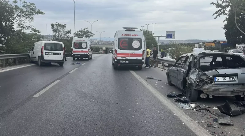 Kocaeli'de Motosiklet Kazasında İki Yaralı