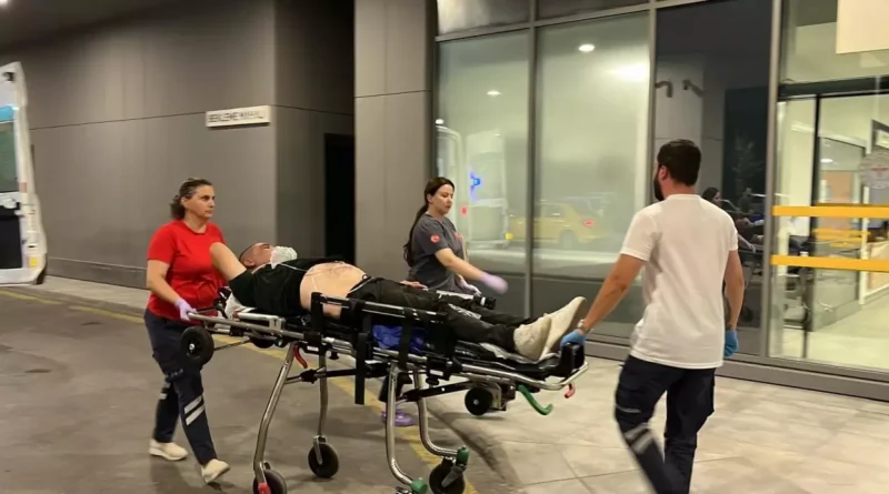 Kocaeli Emniyet Önünde Silahlı Kavga: İki Yaralı