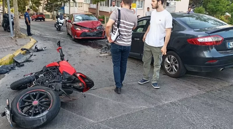 Karamürsel'de Motosiklet Kazası: Sürücü Hastanede