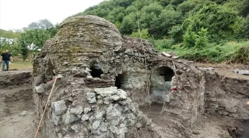 Gölcük'teki Osmanlı Hamamı Yenilenecek