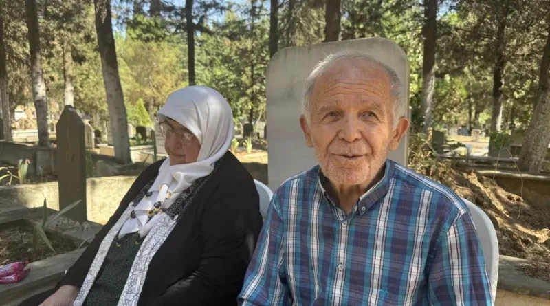 Marmara Depremi'nde Kaybedilenler İçin Anma Töreni